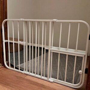 Tuffy Metal Expandable Gate White, 38 x 1 x 18